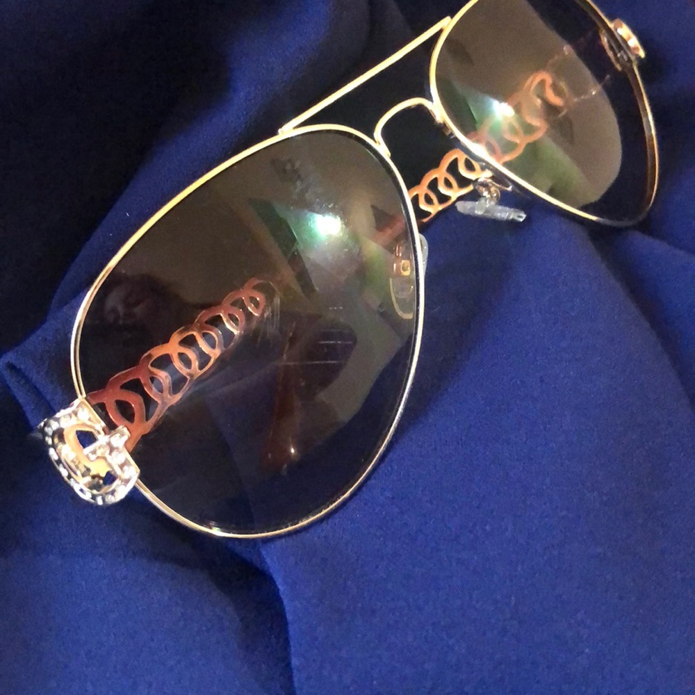 Guess Gold G Sunglasses Aviator